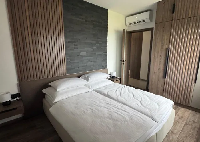 Bodu Vendeghaz * Balatonbereny